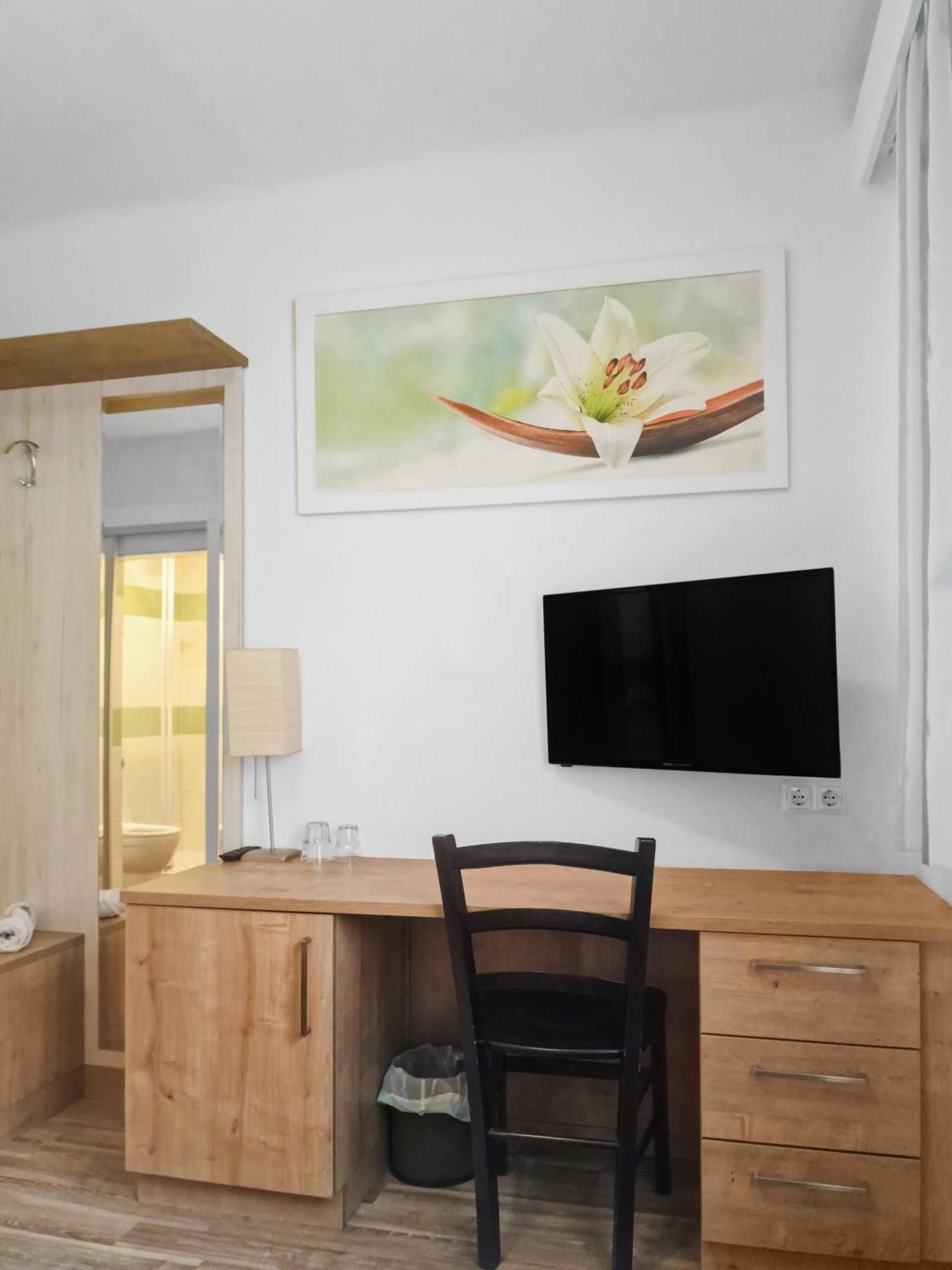 Josef Wolfik Strasse 10 Apartment تشوكيراو الغرفة الصورة